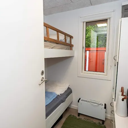 6 Person In Struer-by Traum * Struer